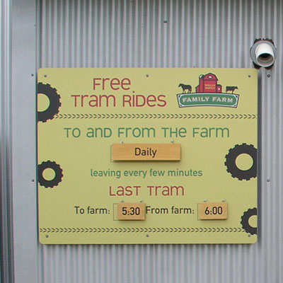 MN Zoo farm tram graphic